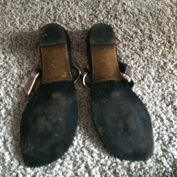 Dressy flip flops - Picture 2 of 3