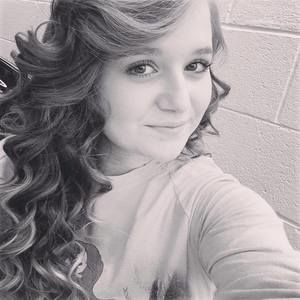 Meet your Posher, Mackenzie