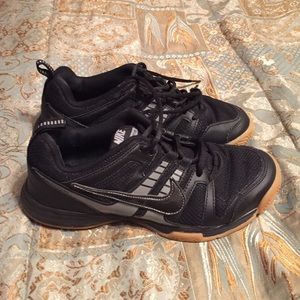 Brand new nike volleyball shoes