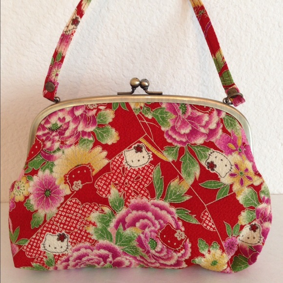 Hello Kitty Purse