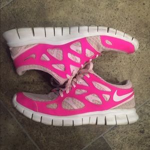 Women's Nike Free Run Size 8.5 Hot Pink