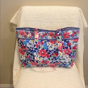 NWT VERA BRADLEY EAST WEST TOTE
