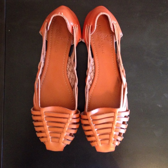 American eagle huarache flat