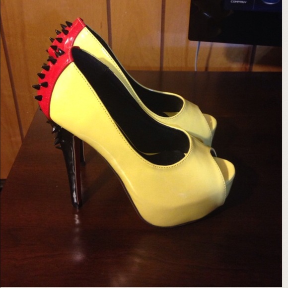 Cute , spiked jojo cat pumps 🎀NWB