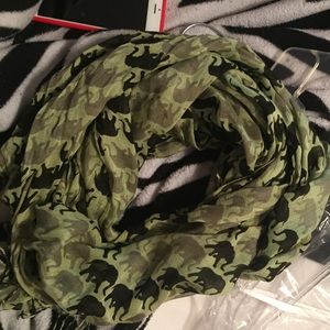 Elephant scarf