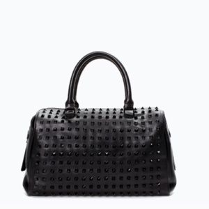 Zara
Black Studded Bowling Bag
New never used!