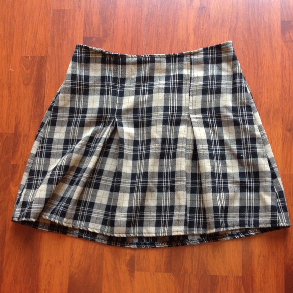 Brandy Melville Plaid Mini Skirt