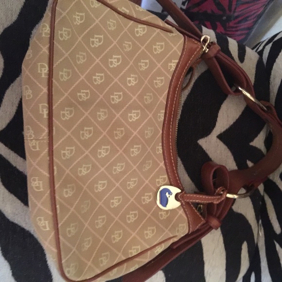 Purse - Picture 2 of 2