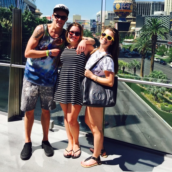 Meet your Posher, Hailey - Picture 2 of 2