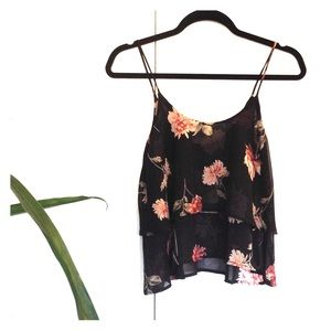 🔥FLORAL LAYERED CHIFFON BLOUSE🔥NWT🔥