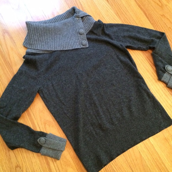 Banana Republic Sweaters - Grey Cashmere Blend Sweater