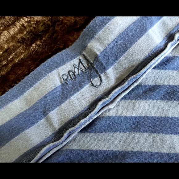 Sale! Totally Cute Roxy Skirt!! - Picture 4 of 4