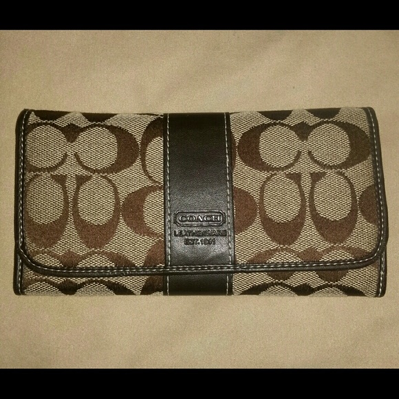 New Coach Wallet