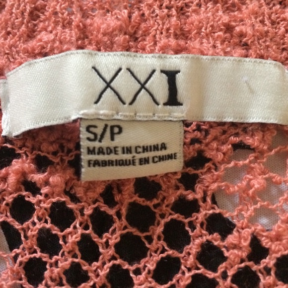 Crochet top - Picture 2 of 3