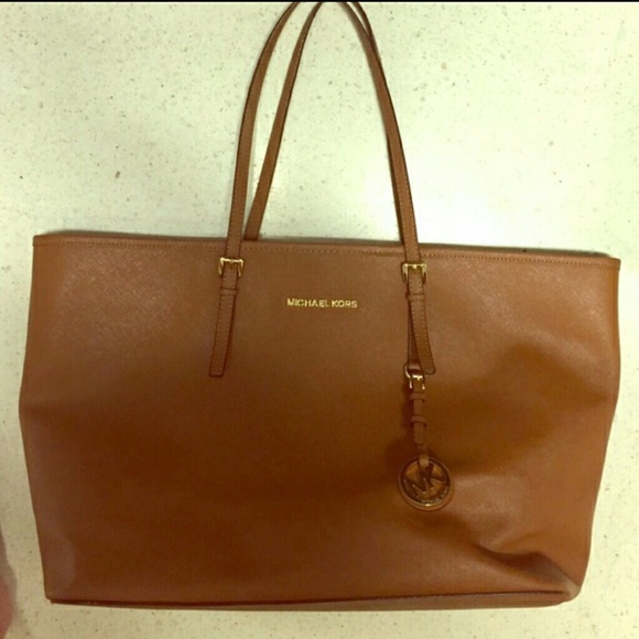 Authentic MK jet Setter tote