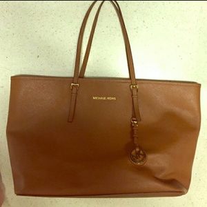 Authentic MK jet Setter tote