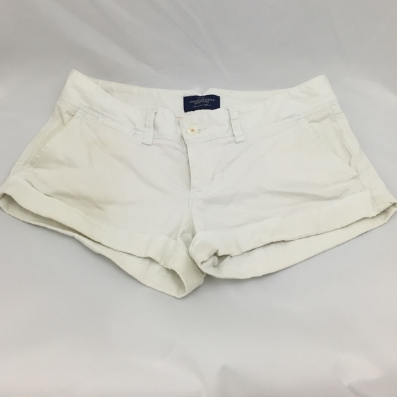 American Eagle "Favorite Short" white shorts