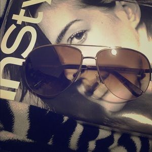 Gold Juicy Couture Sunnies 😎