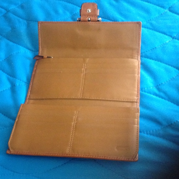 Coach wallet - Picture 2 of 3
