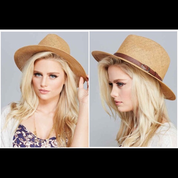 Accessories - NWT  faux leather band Panama hat