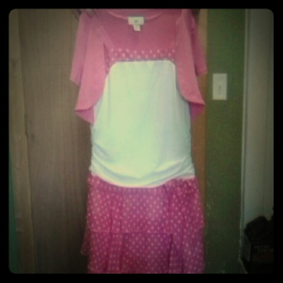 A pink polka dot dress!