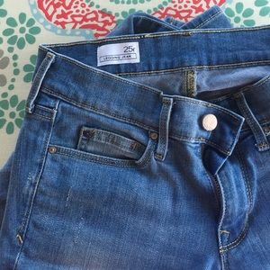 NWOT GAP 25r legging jeans