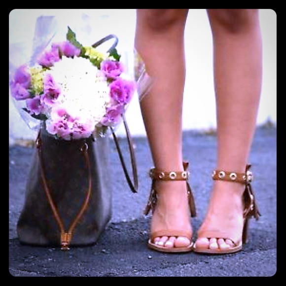 Zara fringe block heel