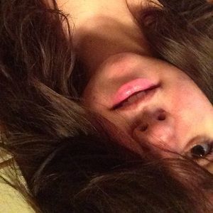 Meet your Posher, Diana