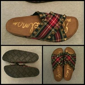 "Circus" Tartan print slides *new*