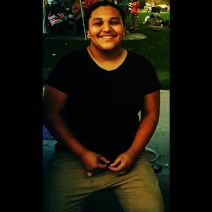 Meet your Posher, Alejandra