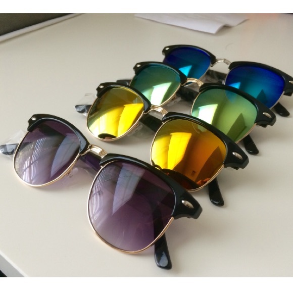 Accessories - Club master green/mint lens. Gold frame