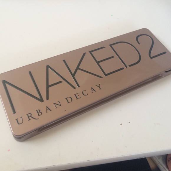NAKED 2 PALLET