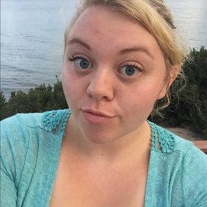 Meet your Posher, Kiersten