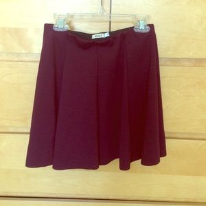 🆕 item! NWOT Brandy Melville Jacy skirt