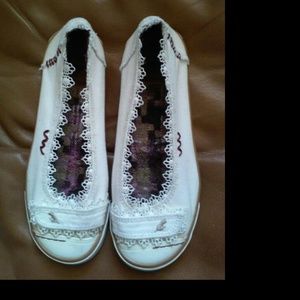 Rocket Dog shoes 7M white