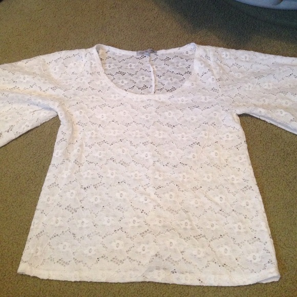 3/4 sleeve lace top