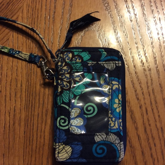 Vera Bradley Retired Wristlet Mod Floral Blue
