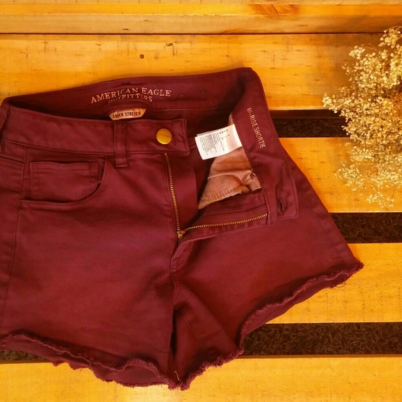 American Eagle high-rise shortie