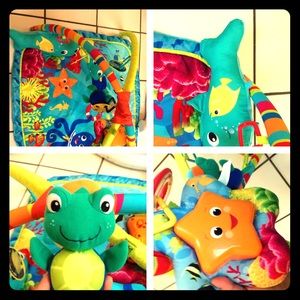 Baby einstine musical play gym