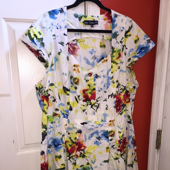 Dresses & Skirts - Women's dress
