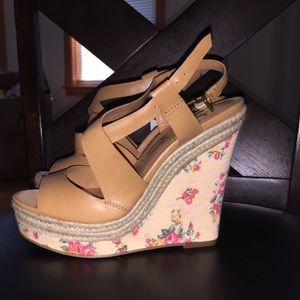 Floral Wedges
