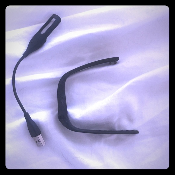 Black fit bit!! 💪