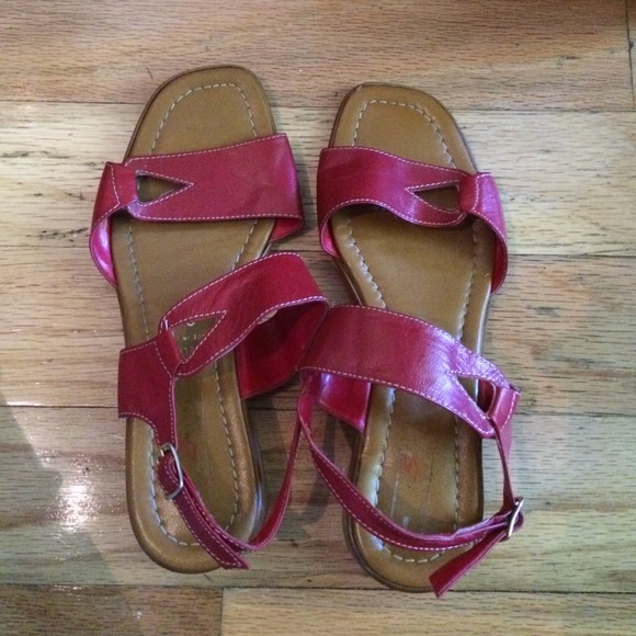 Sandal