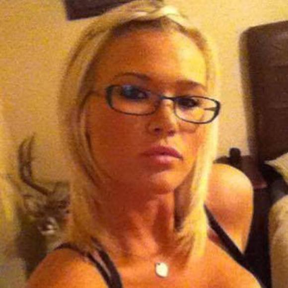 Meet your Posher, Brittani
