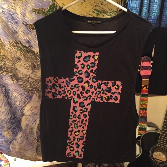 Cross tank