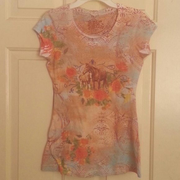 Horse and Roses Top