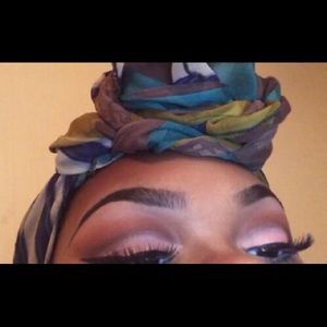 Meet your Posher, Tainie