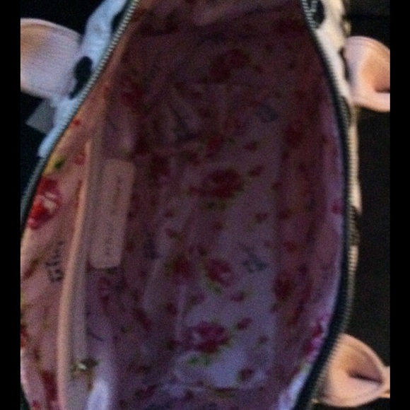 Betsey Johnson Satchel NWT - Picture 4 of 4