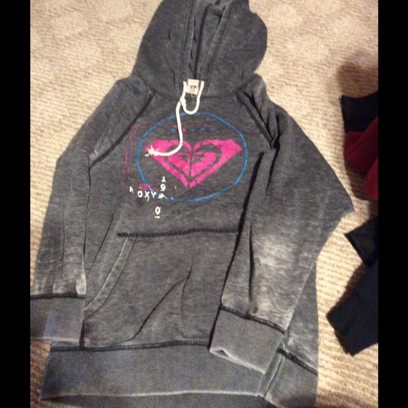 Roxy hoodie. NEVER WORN!!!!