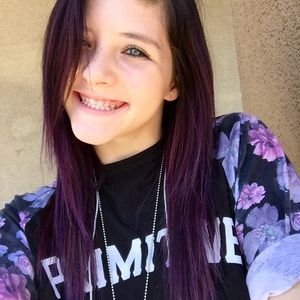 Meet your Posher, Jade